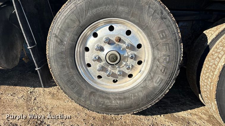 image for item FI0076 2018 Kenworth T880 dump truck