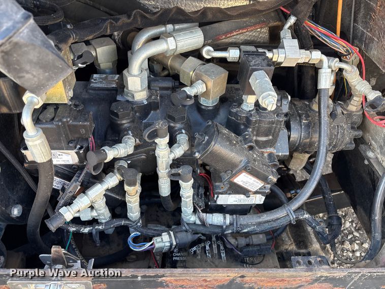 image for item FI0077 Ditch Witch JT2020 directional boring unit