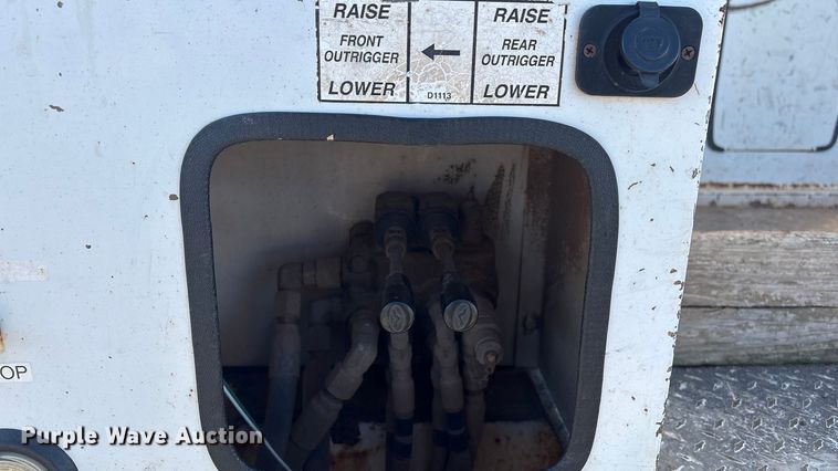 image for item FI0078 2018 Ford F550 bucket truck