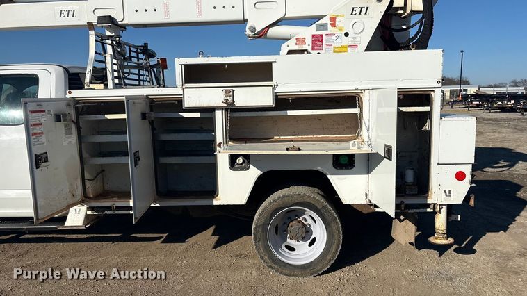 image for item FI0078 2018 Ford F550 bucket truck