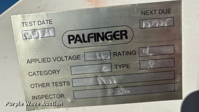 image for item FI0078 2018 Ford F550 bucket truck