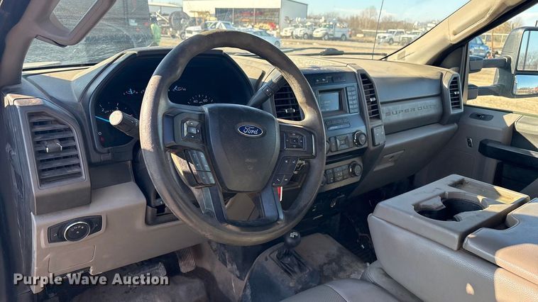 image for item FI0078 2018 Ford F550 bucket truck