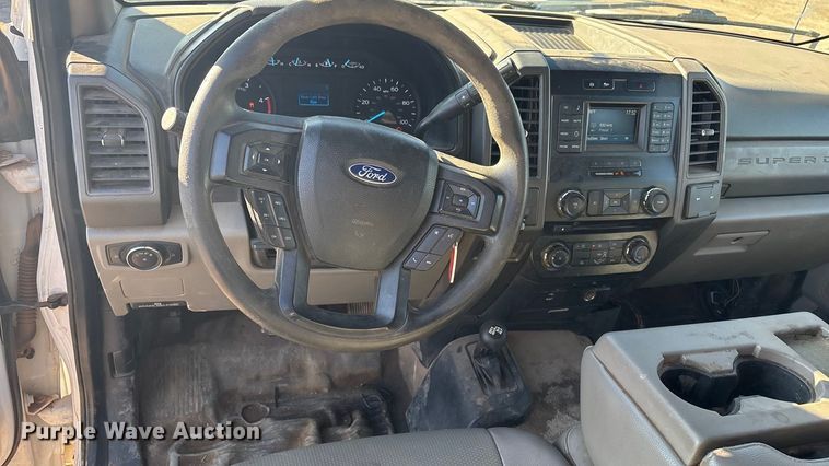 image for item FI0078 2018 Ford F550 bucket truck