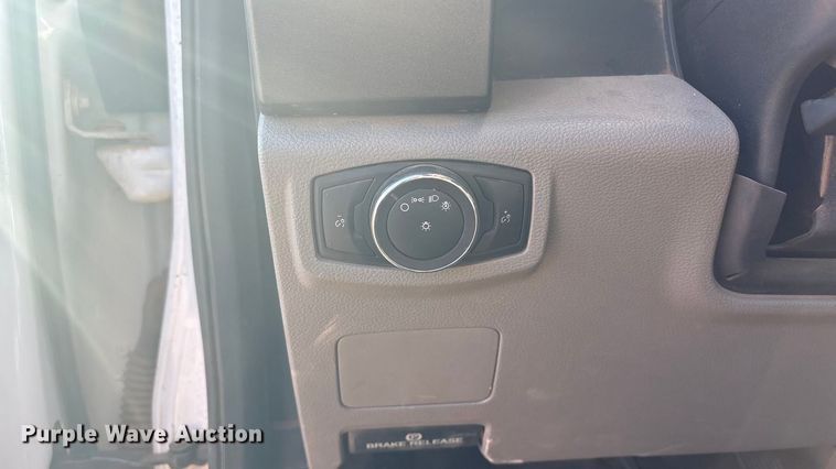 image for item FI0078 2018 Ford F550 bucket truck