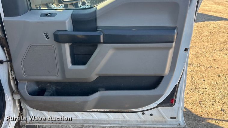 image for item FI0078 2018 Ford F550 bucket truck