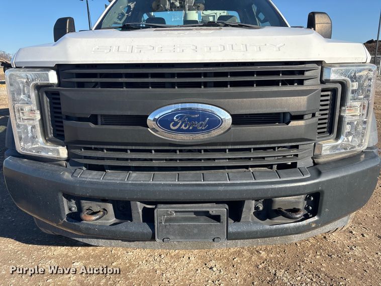 image for item FI0079 2017 Ford F450 bucket truck