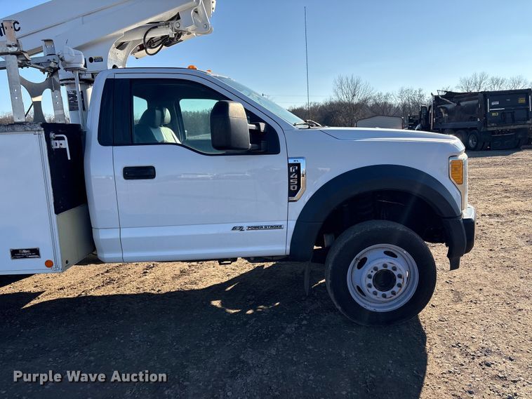 image for item FI0079 2017 Ford F450 bucket truck
