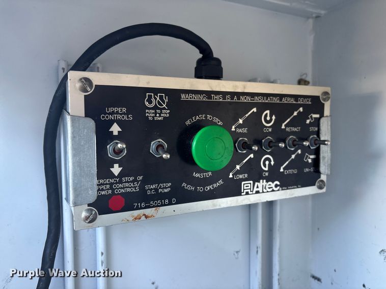 image for item FI0079 2017 Ford F450 bucket truck