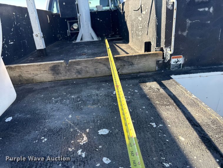 image for item FI0079 2017 Ford F450 bucket truck