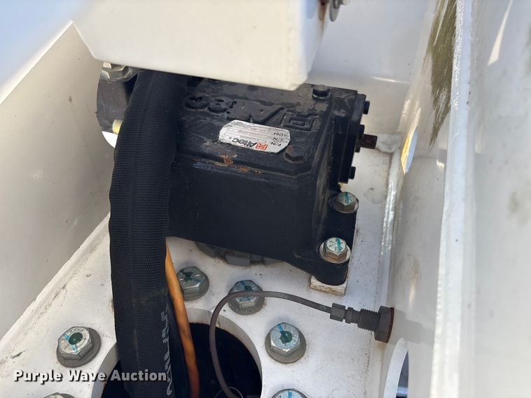 image for item FI0079 2017 Ford F450 bucket truck