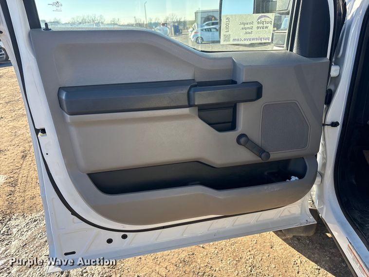 image for item FI0079 2017 Ford F450 bucket truck