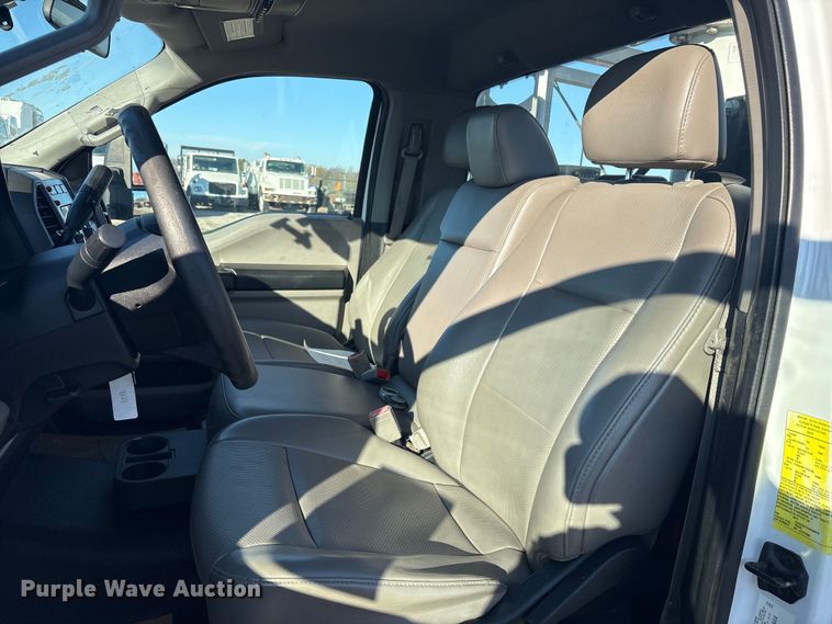 image for item FI0079 2017 Ford F450 bucket truck