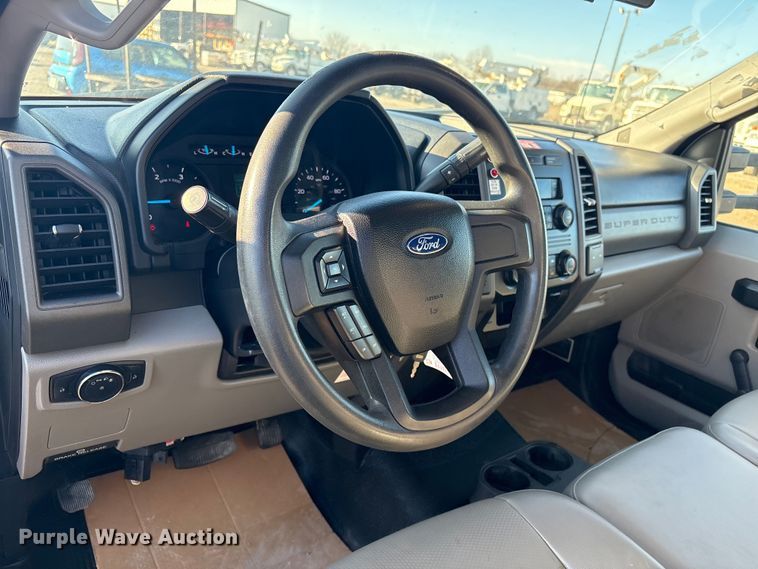 image for item FI0079 2017 Ford F450 bucket truck