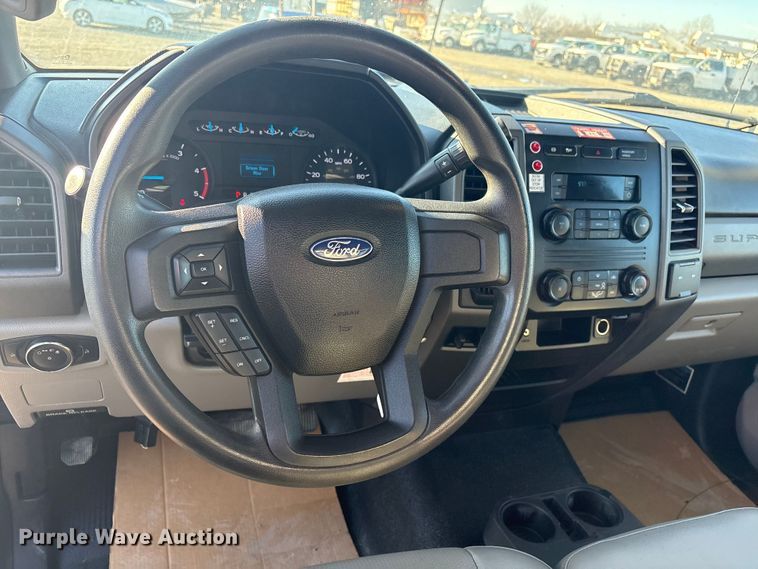 image for item FI0079 2017 Ford F450 bucket truck