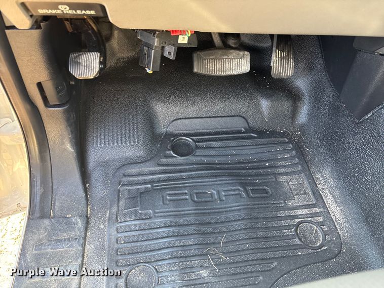 image for item FI0079 2017 Ford F450 bucket truck