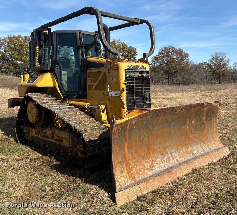 image for item FI0080 2008 Caterpillar D6N XL dozer