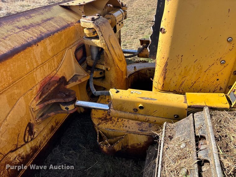 image for item FI0080 2008 Caterpillar D6N XL dozer