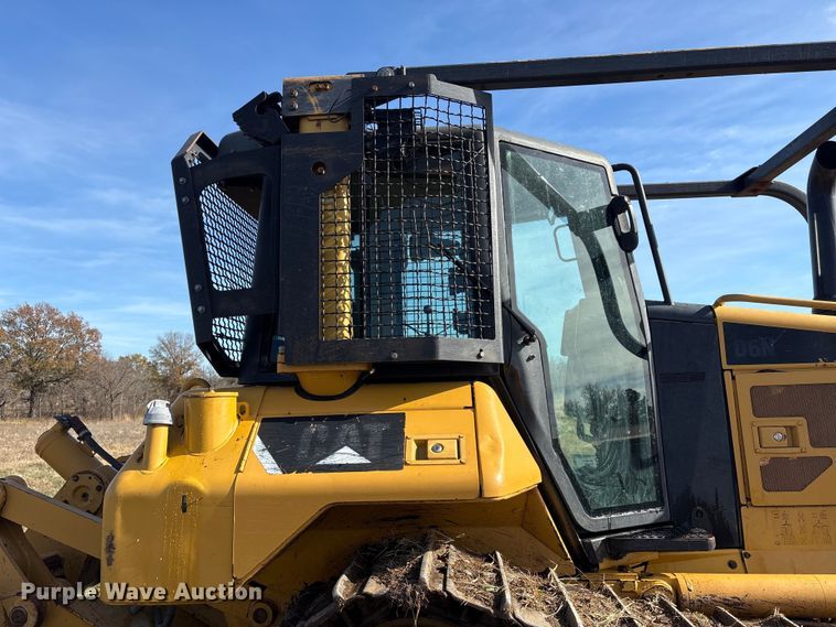 image for item FI0080 2008 Caterpillar D6N XL dozer