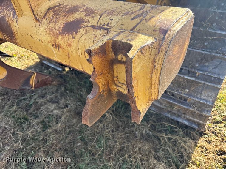 image for item FI0080 2008 Caterpillar D6N XL dozer