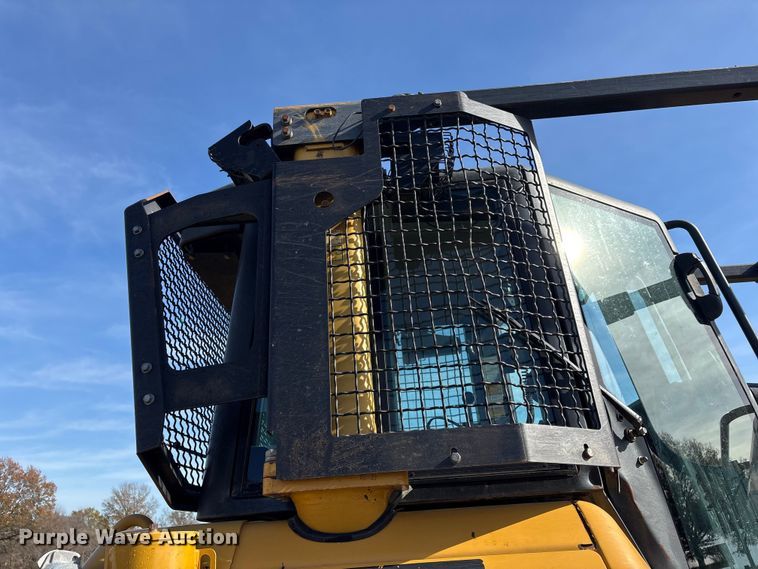 image for item FI0080 2008 Caterpillar D6N XL dozer