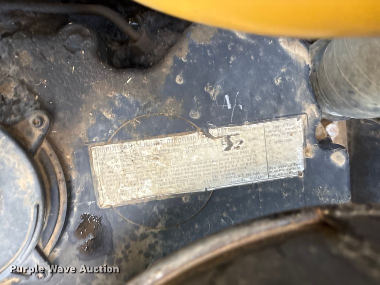 image for item FI0080 2008 Caterpillar D6N XL dozer