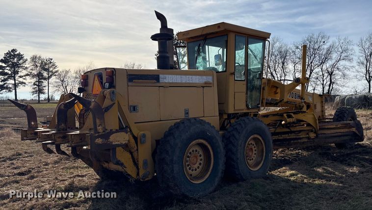 image for item FI0081 1995 John Deere 770BH motor grader