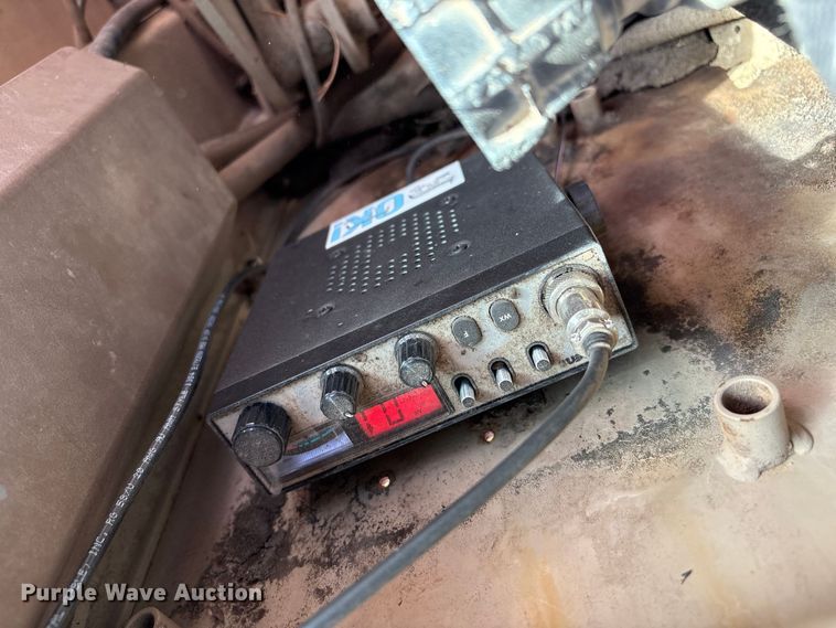 image for item FI0081 1995 John Deere 770BH motor grader