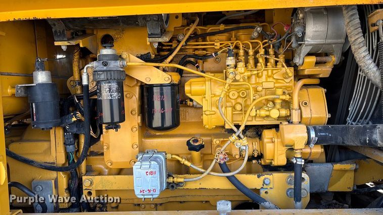 image for item FI0081 1995 John Deere 770BH motor grader