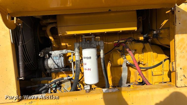 image for item FI0081 1995 John Deere 770BH motor grader