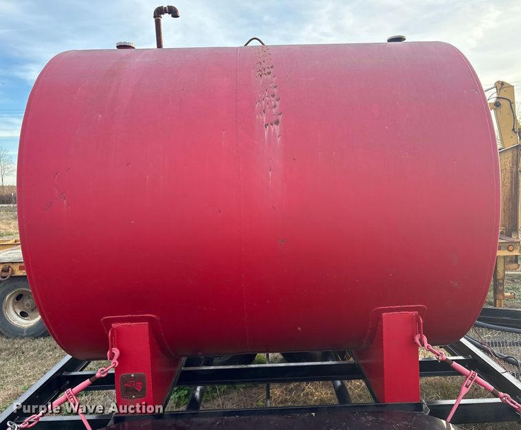 image for item FI0084 Shop built tank trailer