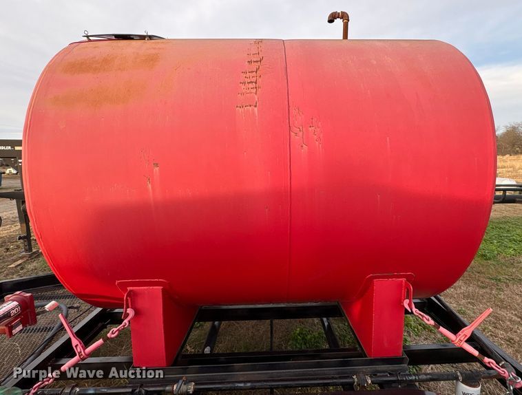 image for item FI0084 Shop built tank trailer