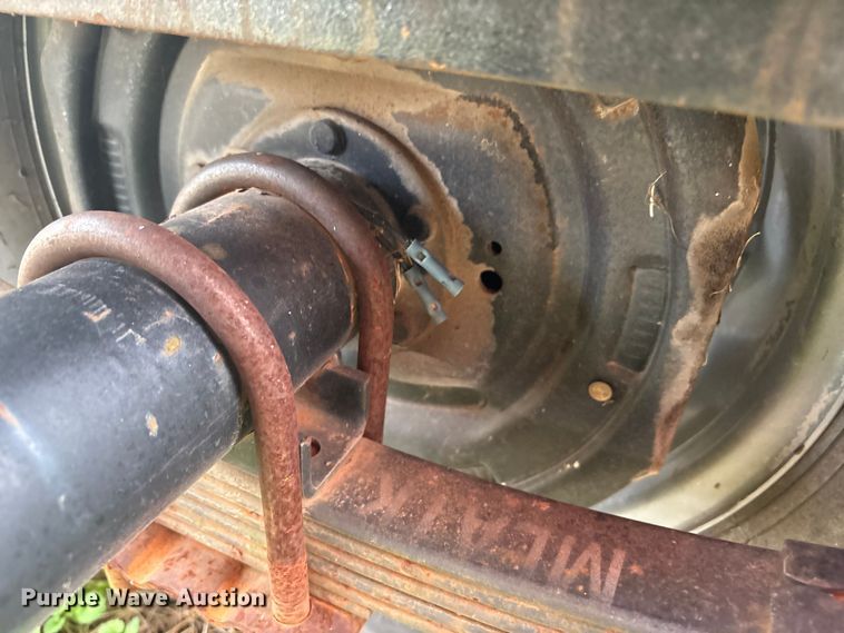 image for item FI0084 Shop built tank trailer