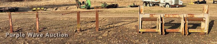 image for item FI0092 8'L L90B loader forks