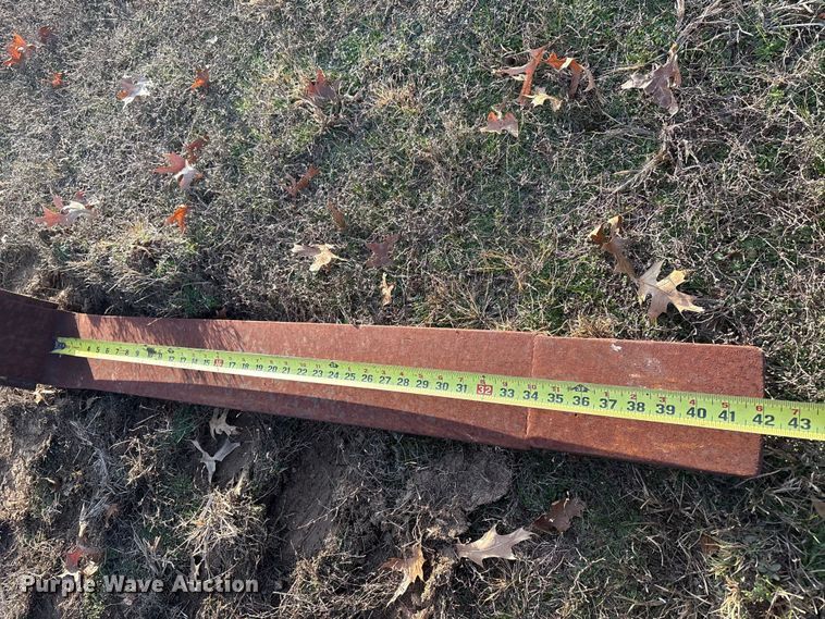 image for item FI0092 8'L L90B loader forks