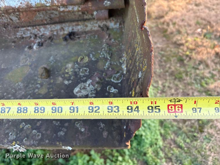 image for item FI0095 1973 Mack RL700L dump truck