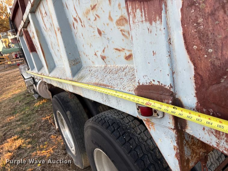 image for item FI0095 1973 Mack RL700L dump truck