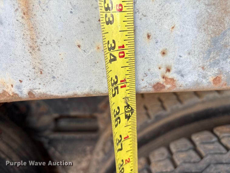 image for item FI0095 1973 Mack RL700L dump truck