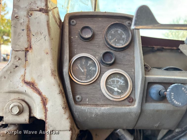 image for item FI0095 1973 Mack RL700L dump truck