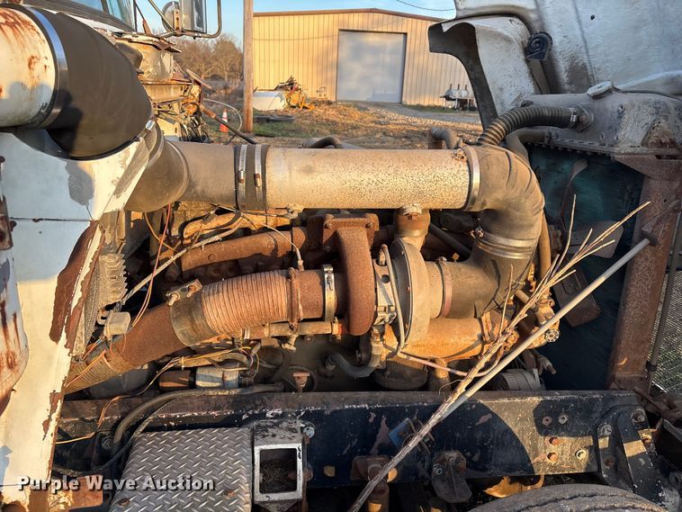 image for item FI0095 1973 Mack RL700L dump truck