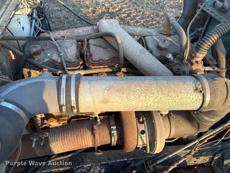 image for item FI0095 1973 Mack RL700L dump truck