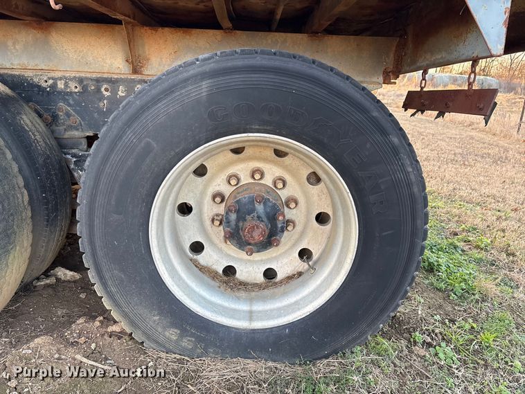 image for item FI0095 1973 Mack RL700L dump truck