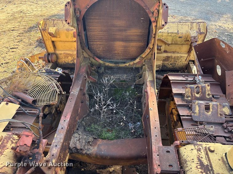 image for item FI0098 Caterpillar D6D dozer