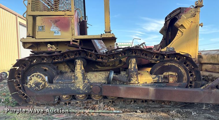 image for item FI0098 Caterpillar D6D dozer