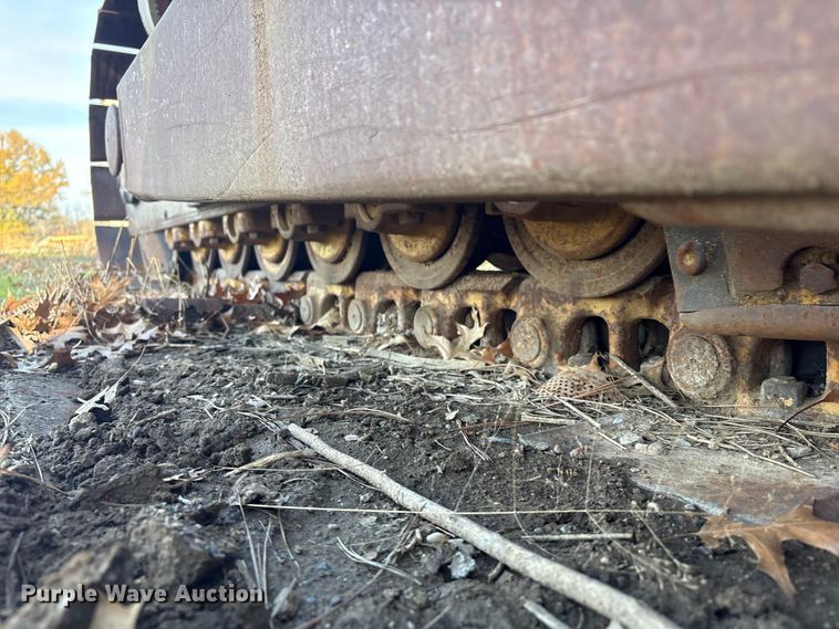 image for item FI0098 Caterpillar D6D dozer