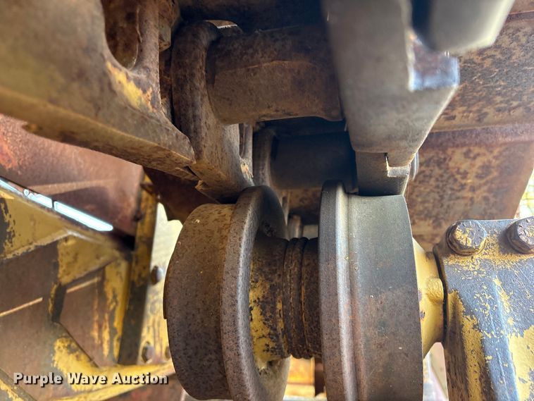 image for item FI0098 Caterpillar D6D dozer