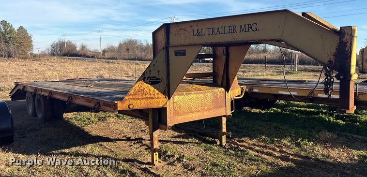image for item FI0103 2001 L & L Trailer Mfg. equipment trailer