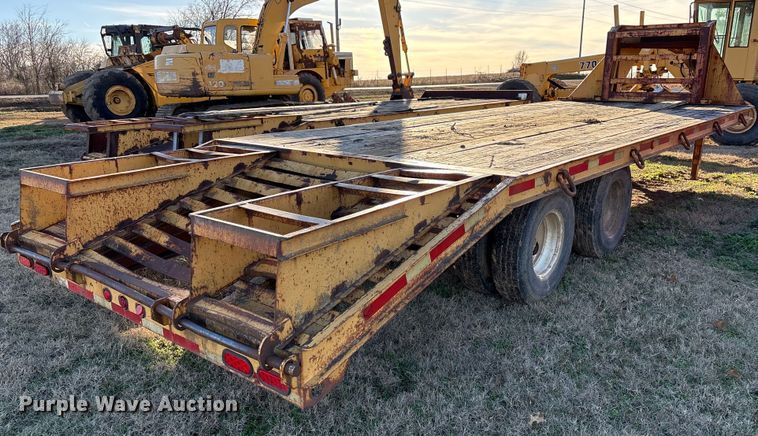 image for item FI0103 2001 L & L Trailer Mfg. equipment trailer