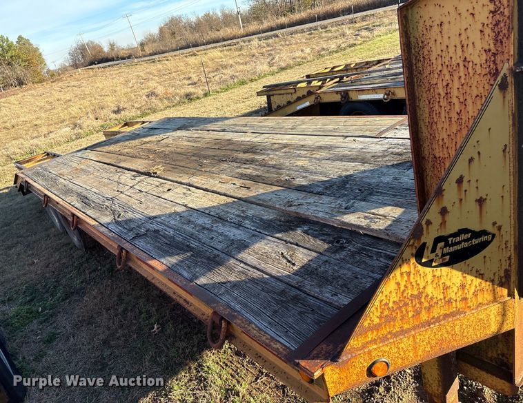 image for item FI0103 2001 L & L Trailer Mfg. equipment trailer