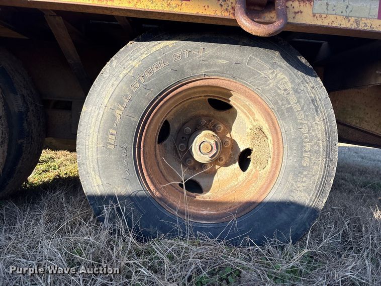 image for item FI0103 2001 L & L Trailer Mfg. equipment trailer