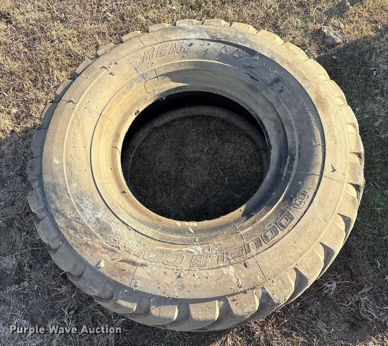 image for item FI0107 (4) 14.00R-24 tires